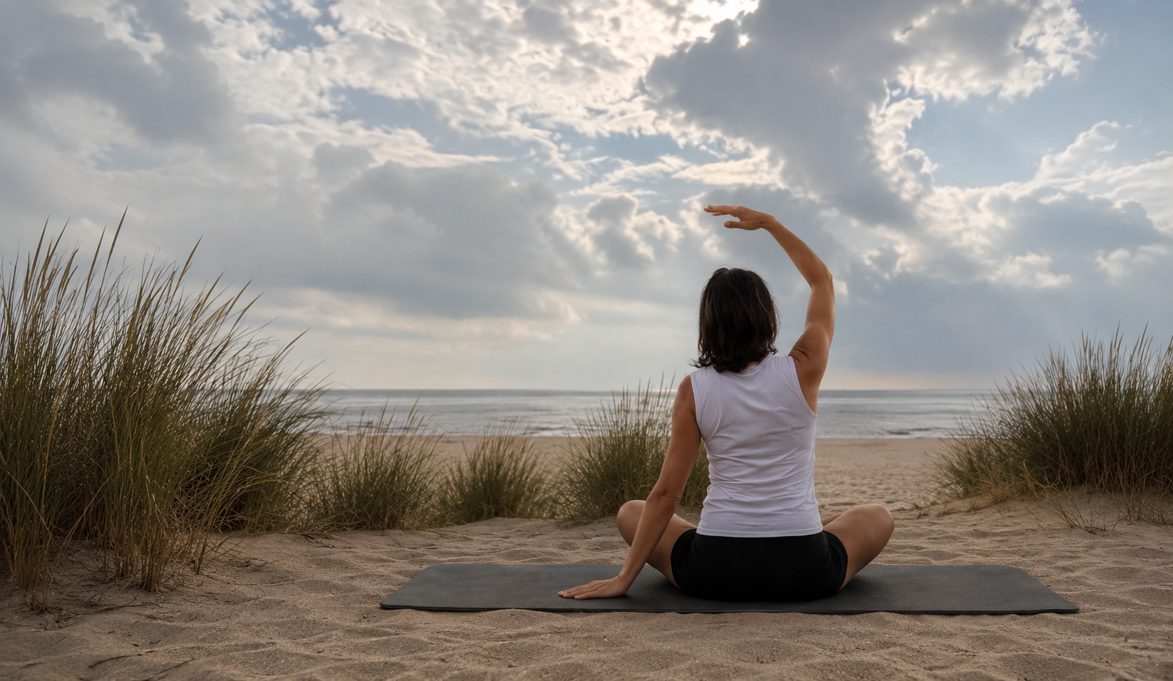 Diana Welsch von Pilatesheimat beim Pilates am Strand